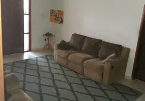 Foto 1 de Sobrado com 3 Quartos à venda, 170m² em Bussocaba, Osasco