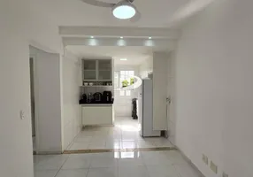 Foto 1 de Apartamento com 2 Quartos à venda, 60m² em Estuario, Santos