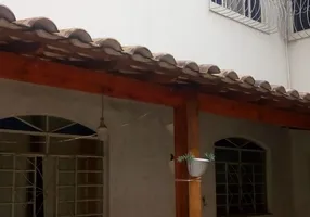 Foto 1 de Casa com 3 Quartos à venda, 153m² em Caiapós, Contagem