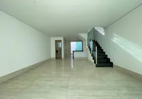 Foto 1 de Casa com 3 Quartos à venda, 162m² em Itapoã, Belo Horizonte
