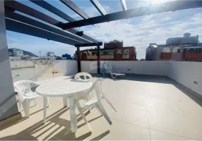 Foto 1 de Cobertura com 2 Quartos para alugar, 134m² em Tombo, Guarujá