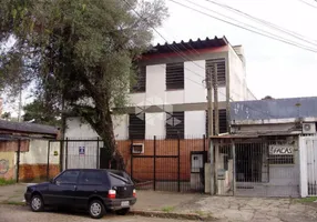 Foto 1 de Galpão/Depósito/Armazém à venda, 271m² em Navegantes, Porto Alegre
