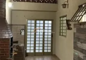 Foto 1 de Casa com 2 Quartos à venda, 105m² em Ipiranga, Ribeirão Preto