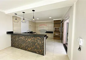 Foto 1 de Casa com 3 Quartos à venda, 190m² em Residencial Ouro Verde, Botucatu