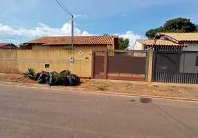 Foto 1 de Casa com 3 Quartos à venda, 82m² em Residencial Oliveira, Campo Grande