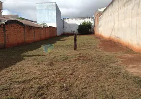 Foto 1 de Lote/Terreno à venda, 216m² em Lincoln Parque, Tatuí