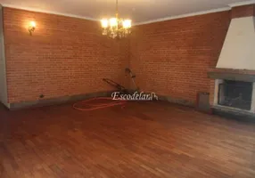 Foto 1 de Casa com 4 Quartos à venda, 150m² em Jardim Floresta, São Paulo