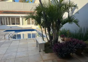 Foto 1 de Casa com 4 Quartos à venda, 277m² em Jardim Itaperi, Atibaia