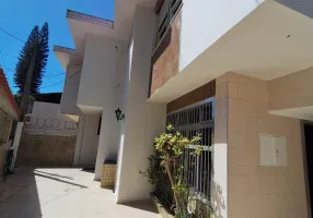 Foto 1 de Sobrado com 3 Quartos para alugar, 150m² em Marapé, Santos