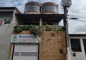 Foto 1 de Casa com 3 Quartos para alugar, 224m² em Olaria, Aracaju