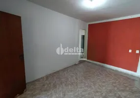 Foto 1 de Casa com 2 Quartos à venda, 159m² em São Jorge, Uberlândia