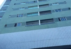 Foto 1 de Apartamento com 2 Quartos para alugar, 68m² em Torreão, Recife