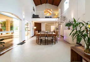 Foto 1 de Casa com 3 Quartos à venda, 513m² em Pinheiros, São Paulo