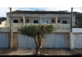 Foto 1 de Casa com 3 Quartos à venda, 115m² em Lagoa Redonda, Fortaleza