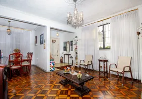 Foto 1 de Casa com 3 Quartos à venda, 125m² em Auxiliadora, Porto Alegre