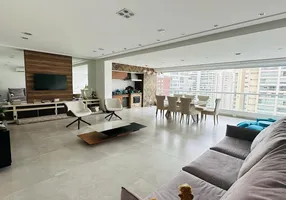 Foto 1 de Apartamento com 3 Quartos para venda ou aluguel, 220m² em Campo Belo, São Paulo