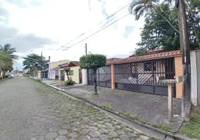 Foto 1 de Casa com 3 Quartos à venda, 127m² em Nova Peruíbe, Peruíbe