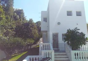 Foto 1 de Casa de Condomínio com 3 Quartos à venda, 315m² em Granja Viana, Carapicuíba