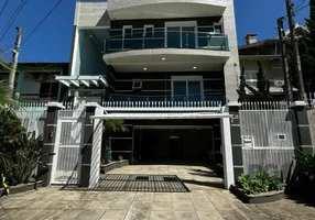 Foto 1 de Casa com 4 Quartos à venda, 341m² em Jardim Leopoldina, Porto Alegre