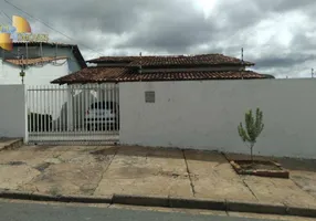 Foto 1 de Casa com 3 Quartos à venda, 180m² em Jardim Primavera, Cuiabá