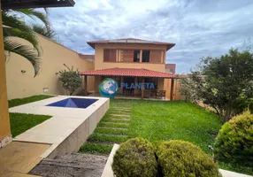 Foto 1 de Casa com 3 Quartos à venda, 317m² em Heliópolis, Belo Horizonte