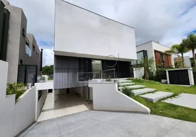 Foto 1 de Casa de Condomínio com 4 Quartos à venda, 420m² em Alphaville, Barueri