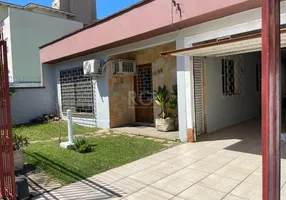 Foto 1 de Casa com 3 Quartos à venda, 77m² em Vila Ponta Porã, Cachoeirinha