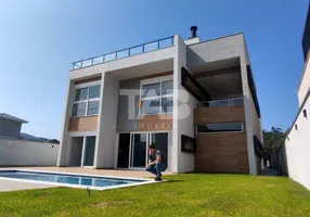 Foto 1 de Casa de Condomínio com 4 Quartos à venda, 407m² em Santa Regina, Camboriú