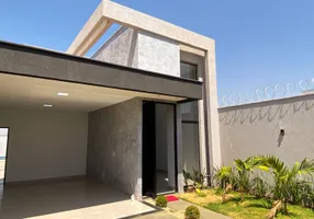 Foto 1 de Casa com 3 Quartos à venda, 170m² em Residencial Morumbi, Goiânia
