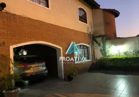 Foto 1 de Sobrado com 4 Quartos à venda, 330m² em Jardim Itrapoan, Santo André