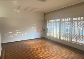 Foto 1 de Casa com 3 Quartos à venda, 240m² em Tatuapé, São Paulo