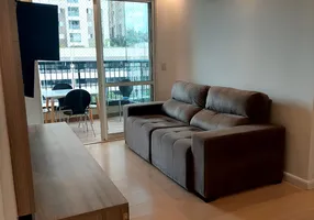 Foto 1 de Apartamento com 2 Quartos para alugar, 76m² em Jardim Tupanci, Barueri