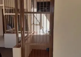 Foto 1 de Casa com 2 Quartos à venda, 300m² em Jardim Piratininga, Ribeirão Preto