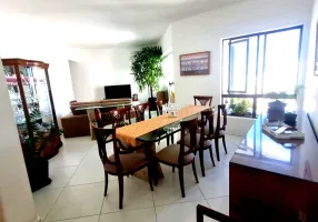 Foto 1 de Apartamento com 4 Quartos à venda, 140m² em Pituba, Salvador