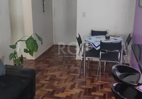 Foto 1 de Apartamento com 1 Quarto à venda, 42m² em Camaquã, Porto Alegre