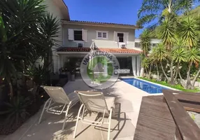 Foto 1 de Casa com 4 Quartos à venda, 250m² em Frade, Angra dos Reis