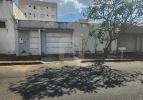 Foto 1 de Casa com 3 Quartos à venda, 136m² em Tubalina, Uberlândia