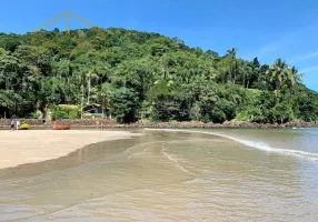 Foto 1 de Casa com 2 Quartos à venda, 225m² em Barra Do Sahy, São Sebastião