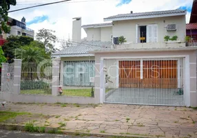 Foto 1 de Sobrado com 3 Quartos à venda, 276m² em Jardim Planalto, Porto Alegre