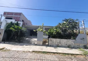 Foto 1 de Sobrado com 8 Quartos à venda, 250m² em Ponta Negra, Natal