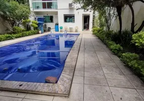 Foto 1 de Casa com 4 Quartos à venda, 486m² em Vila Albertina, São Paulo