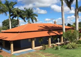 Foto 1 de Fazenda/Sítio com 4 Quartos à venda, 1500m² em Sao Benedito da Capelinha Zona Rural, São José do Rio Preto