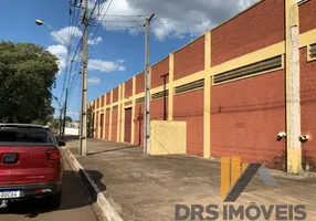 Foto 1 de Sala Comercial com 1 Quarto à venda, 2432m² em Industrias Leves, Londrina