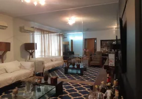 Foto 1 de Apartamento com 4 Quartos para alugar, 220m² em Gonzaga, Santos