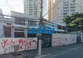 Foto 1 de Galpão/Depósito/Armazém para venda ou aluguel, 748m² em Santo Amaro, São Paulo