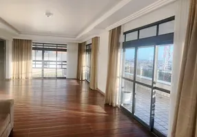 Foto 1 de Apartamento com 3 Quartos à venda, 320m² em Centro, Feira de Santana