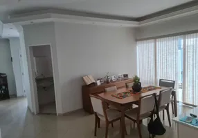 Foto 1 de Casa com 3 Quartos à venda, 234m² em Condomínio Residencial Real Ville, Pindamonhangaba