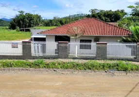 Foto 1 de Casa com 3 Quartos à venda, 125m² em Guamiranga, Guaramirim