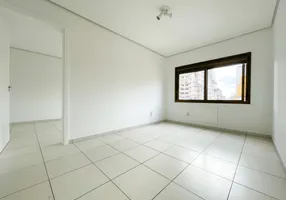Foto 1 de Apartamento com 1 Quarto à venda, 43m² em Centro Histórico, Porto Alegre