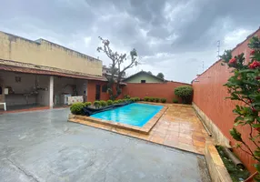 Foto 1 de Casa com 4 Quartos à venda, 190m² em Tirol, Belo Horizonte